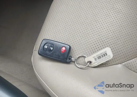 2010 Toyota Rav4 Limited V6 z USA, uszkodzony, nr VIN 2T3DK4DV3AW030759